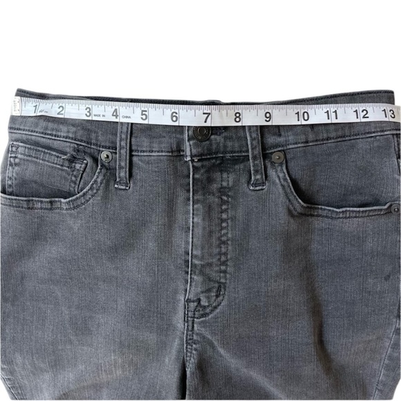 Madewell Women’s 9” Mid Rise Skinny Jeans In Black Size 27 Distressed, Bikercore - Picture 7 of 10